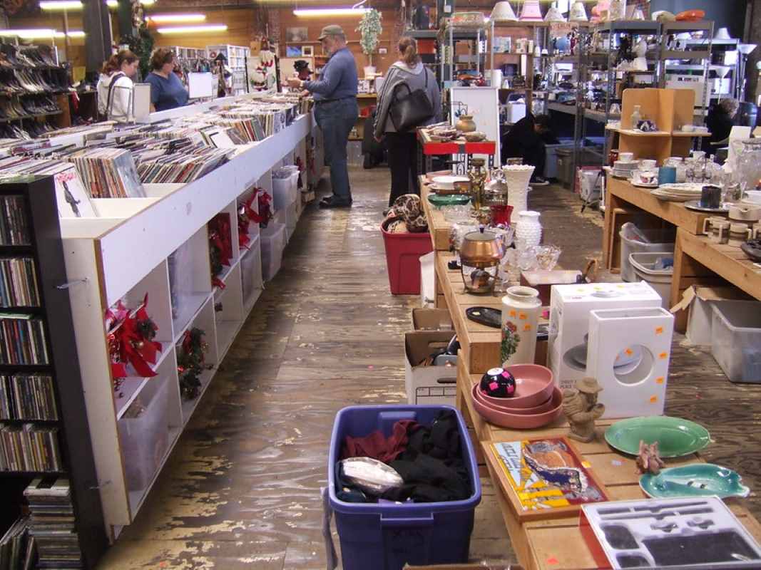 A community thrift store in Valencia, San Francisco