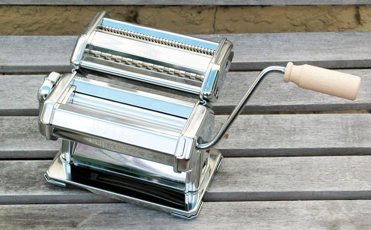 Image of a pasta machine