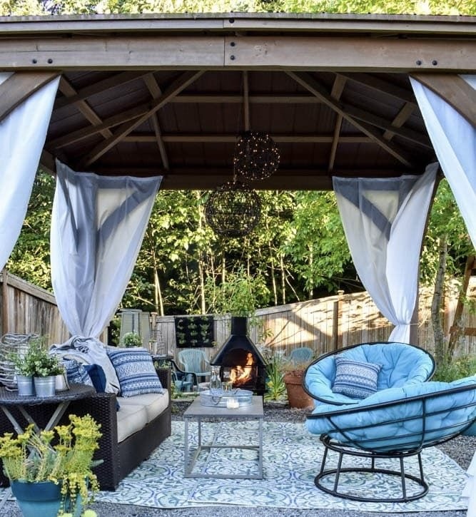 Easy outdoor curtains