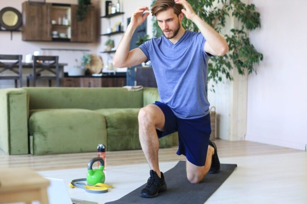 A man pacing himself during workout