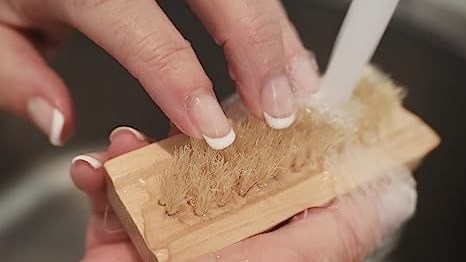 Nail Brush for Deep Cleaning