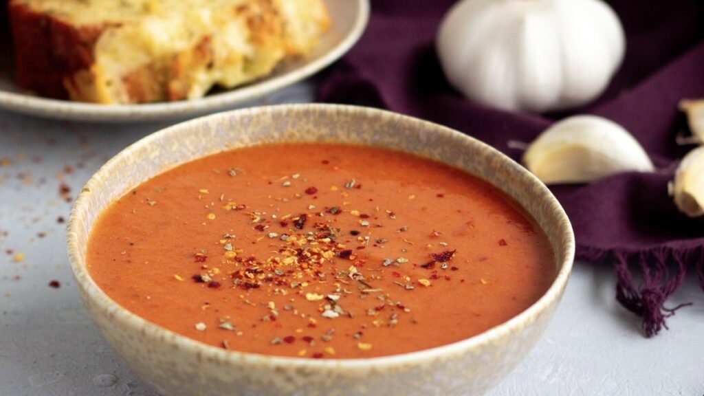 Tomato Soup with Garlic