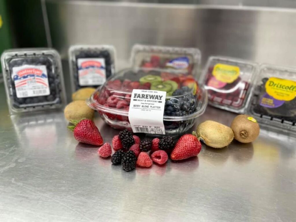 Packs of berry blends at Fareway Stores Washington